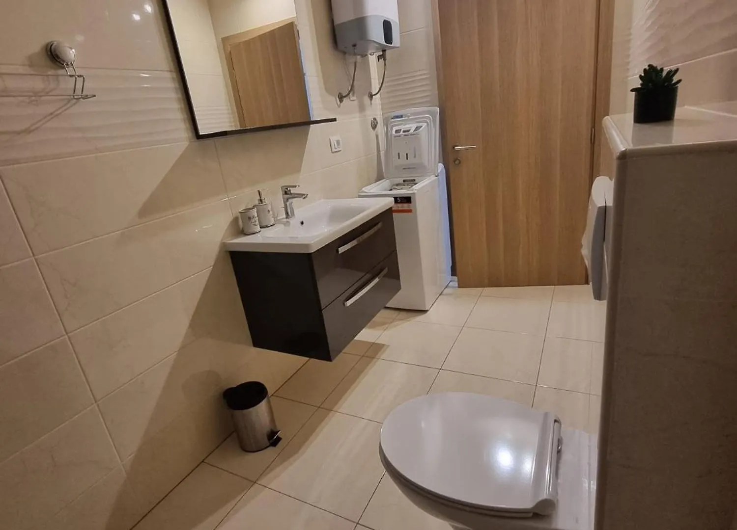 Apartman Filip Kastela Apartment