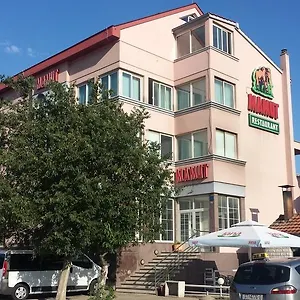  Gostinjska kuća Mamut